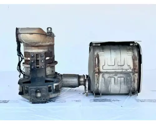 Mack CXU613 DPF (Diesel Particulate Filter)