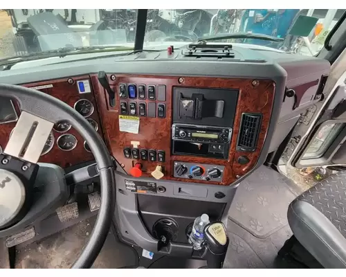 Mack CXU613 Dash Assembly