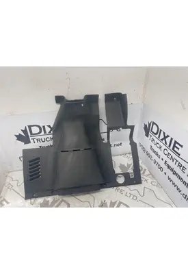 Mack CXU613 Dash Assembly