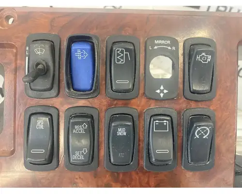 Mack CXU613 Dash Assembly