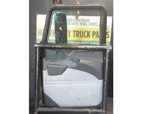 Mack CXU613 Door Assembly, Front