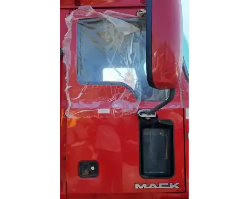 Mack CXU613 Door Assembly, Front