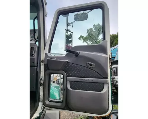 Mack CXU613 Door Assembly, Front