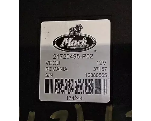 Mack CXU613 ECM