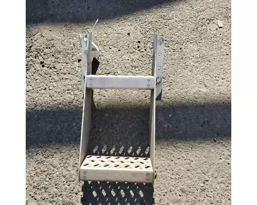 Mack CXU613 Frame