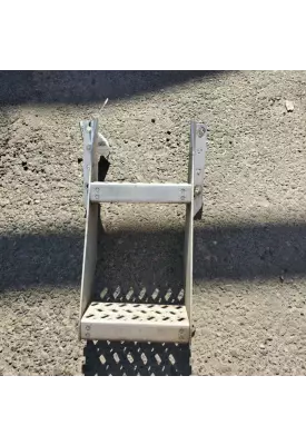 Mack CXU613 Frame
