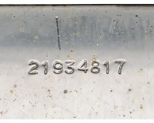 Mack CXU613 Fuel Tank StrapHanger
