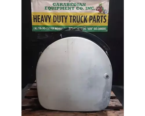 Mack CXU613 Fuel Tank