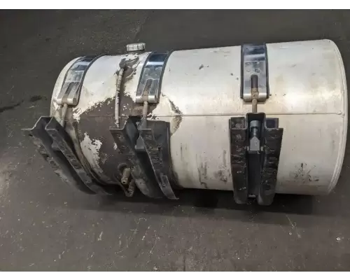 Mack CXU613 Fuel Tank