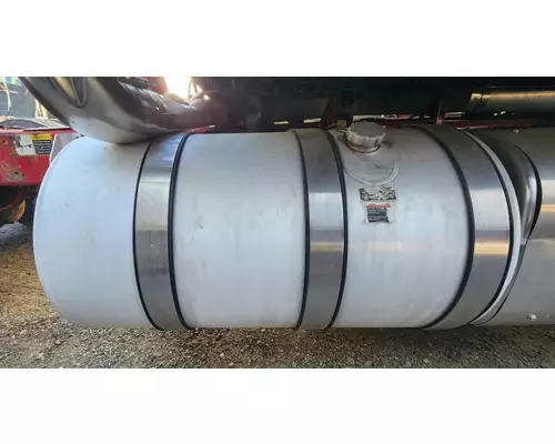 Mack CXU613 Fuel Tank
