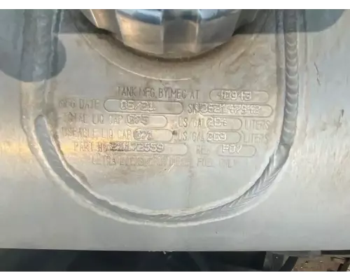 Mack CXU613 Fuel Tank