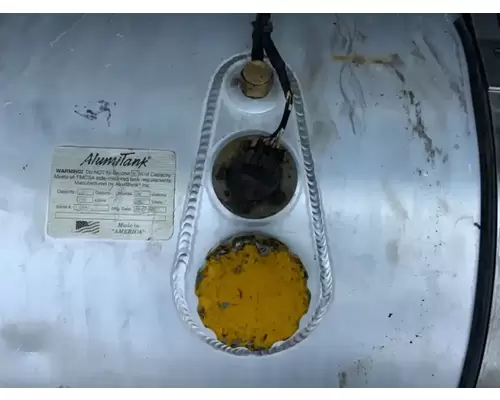 Mack CXU613 Fuel Tank