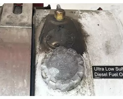 Mack CXU613 Fuel Tank