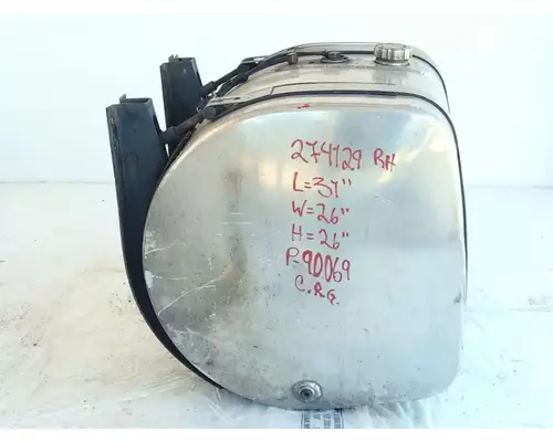 Mack CXU613 Fuel Tank
