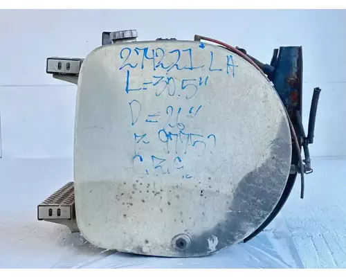 Mack CXU613 Fuel Tank