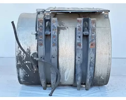 Mack CXU613 Fuel Tank