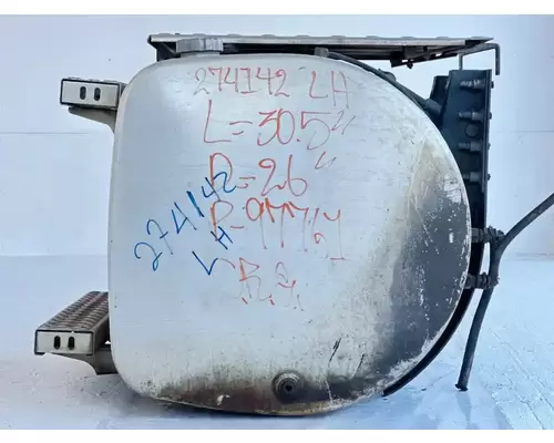 Mack CXU613 Fuel Tank