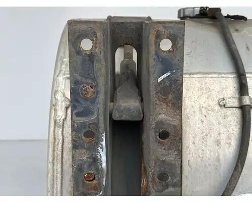 Mack CXU613 Fuel Tank