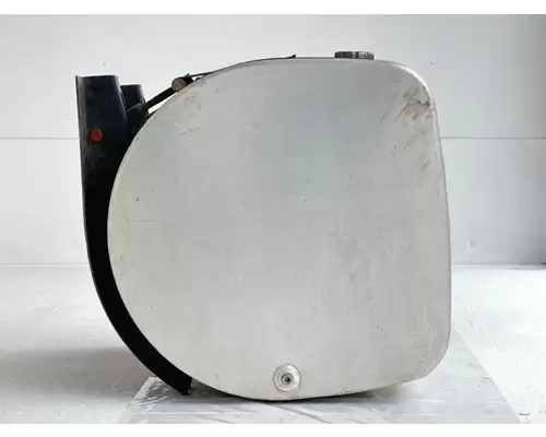 Mack CXU613 Fuel Tank