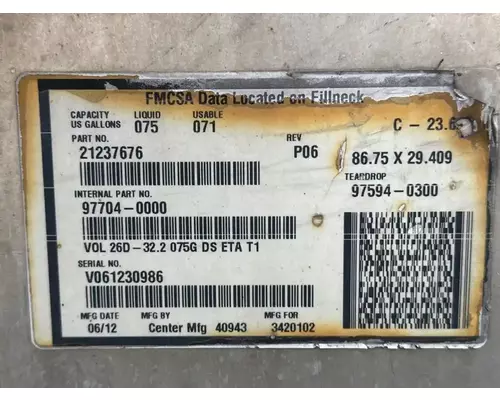 Mack CXU613 Fuel Tank