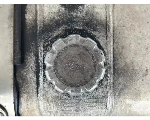 Mack CXU613 Fuel Tank