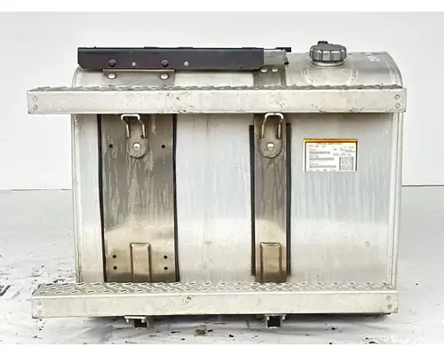 Mack CXU613 Fuel Tank