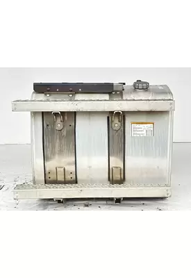 Mack CXU613 Fuel Tank