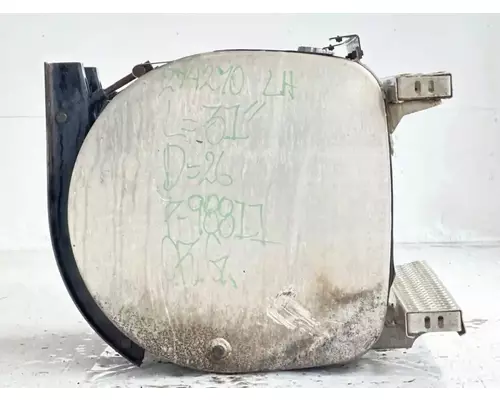 Mack CXU613 Fuel Tank