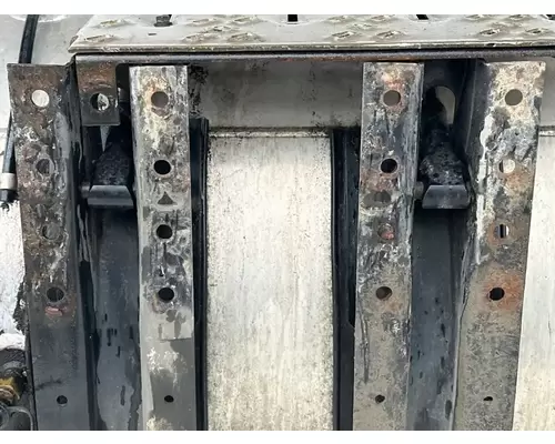 Mack CXU613 Fuel Tank