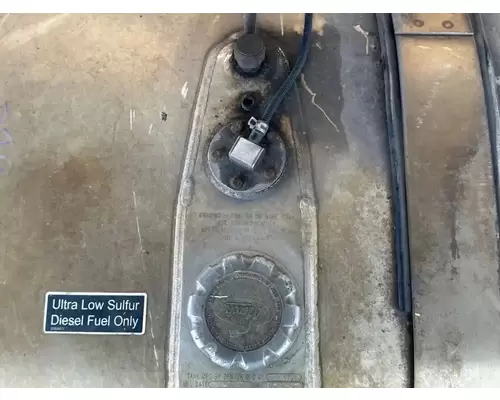 Mack CXU613 Fuel Tank