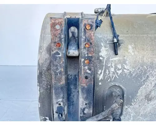 Mack CXU613 Fuel Tank