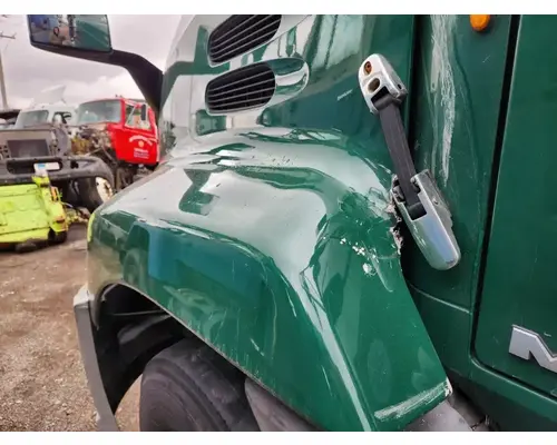 Mack CXU613 Hood