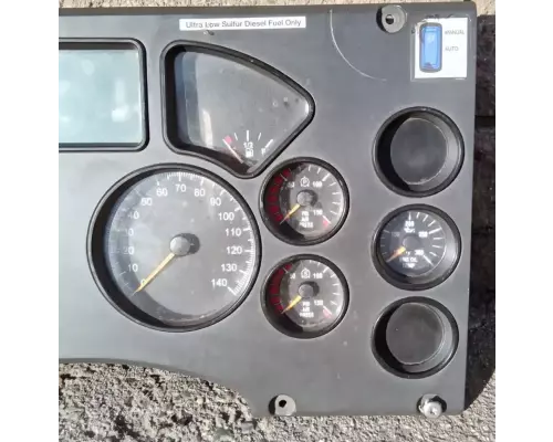 Mack CXU613 Instrument Cluster