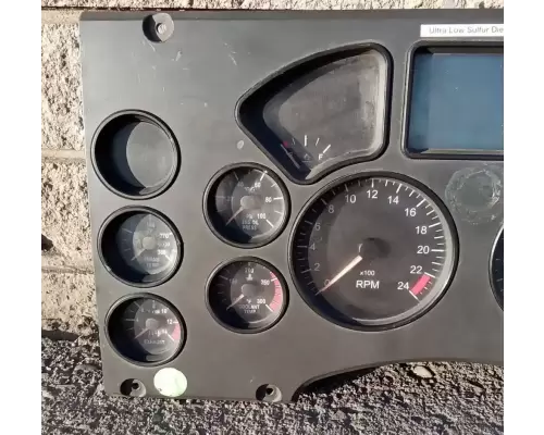 Mack CXU613 Instrument Cluster