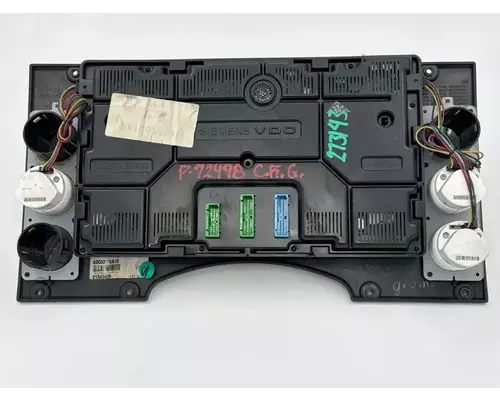 Mack CXU613 Instrument Cluster