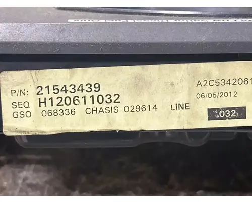 Mack CXU613 Instrument Cluster