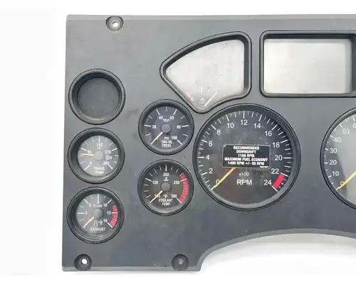 Mack CXU613 Instrument Cluster