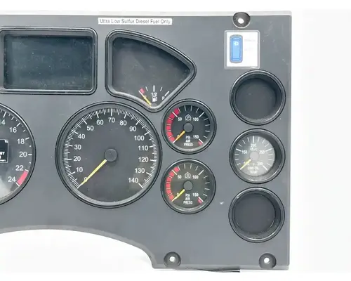 Mack CXU613 Instrument Cluster