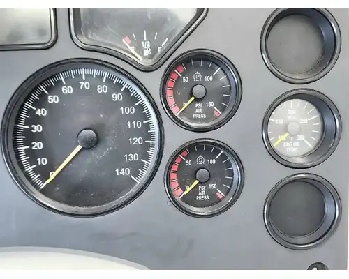 Mack CXU613 Instrument Cluster