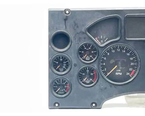 Mack CXU613 Instrument Cluster