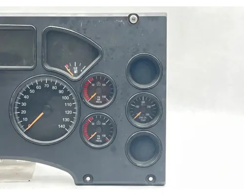 Mack CXU613 Instrument Cluster