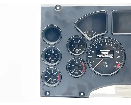 Mack CXU613 Instrument Cluster