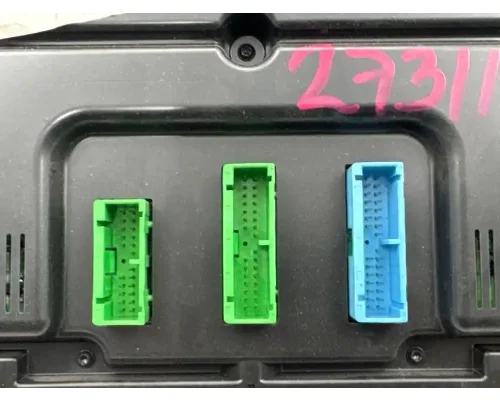 Mack CXU613 Instrument Cluster