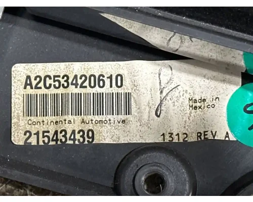 Mack CXU613 Instrument Cluster