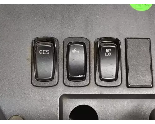 Mack CXU613 Interior Parts, Misc.