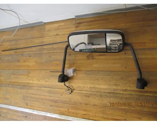 Mack CXU613 Mirror (Side View)