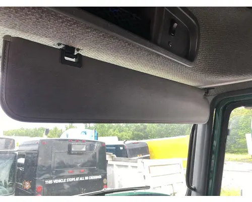 Mack CXU613 Sun Visor (External)