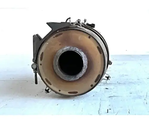 Mack CXU632 DPF (Diesel Particulate Filter)