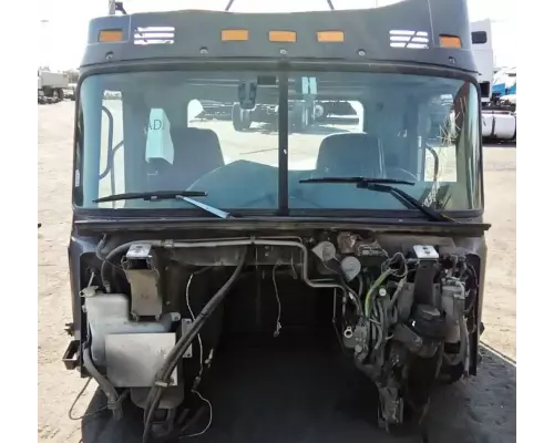 Mack CXU633T Cab