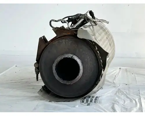 Mack CXU633T DPF (Diesel Particulate Filter)
